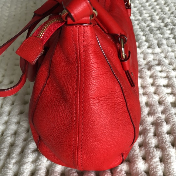 Authentic Vintage Kate Spade large shoulder bag.‎ Candy Apple red. Excelllent!!! - Picture 8 of 11